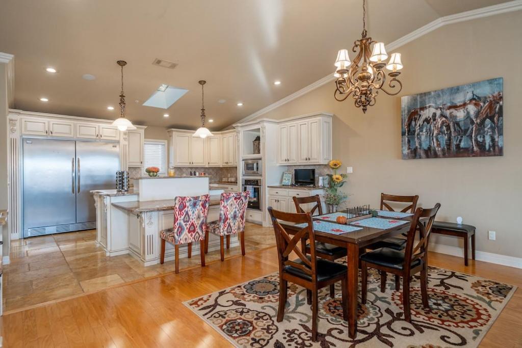 Views!! Luxury Condo W/Gourmet Kitchen, Breathtaking Views Lake Hamilton Exterior foto